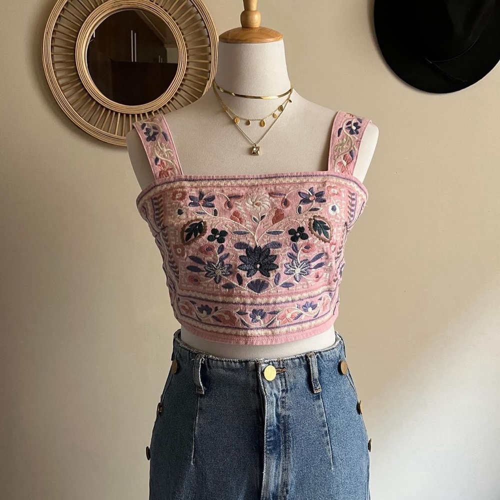 Cute Top - Picture 4 of 5